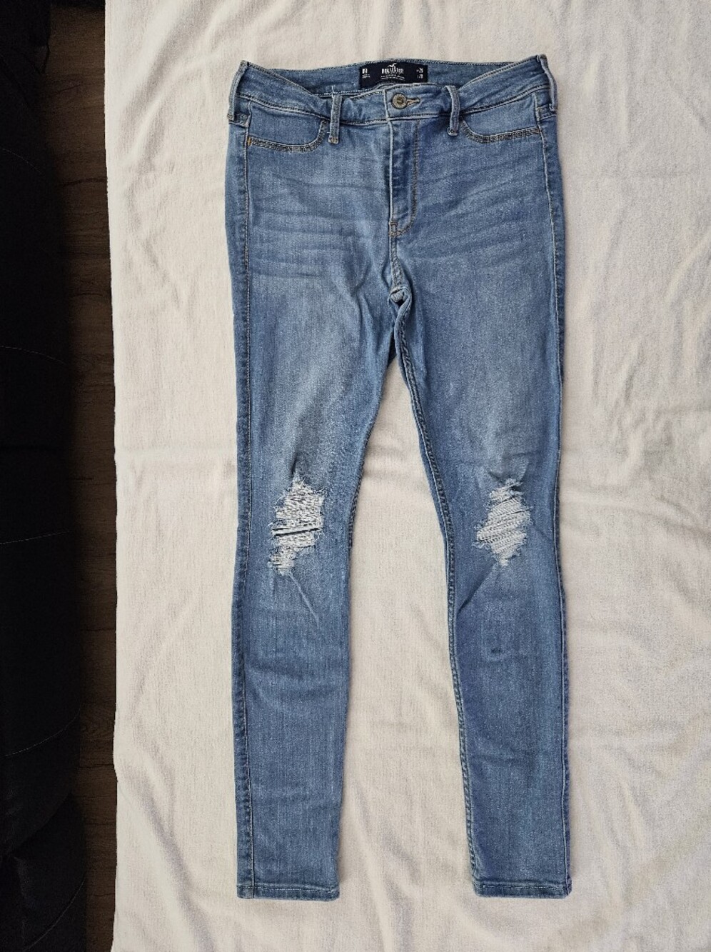 Hollister Mid-Rise Jean Legging Distressed Ripped Skinny Jeans Size 9R W29 L28
